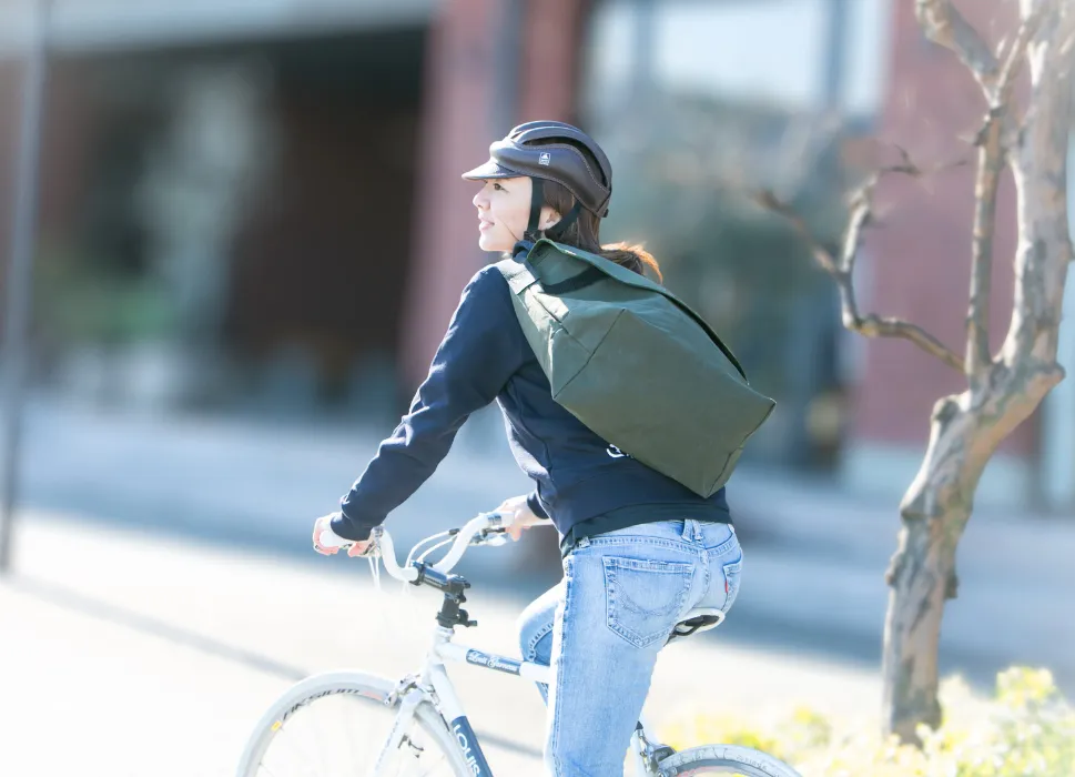 product_item_helmet01.webp